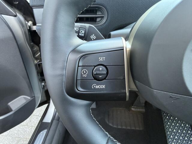 Mini COOPER Mini 1.5 C Pano/Camera/Apple/Leder 2e Paasdag geopend van 12:00 tot 16:00 uur