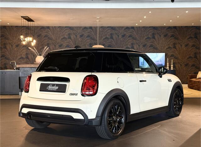 Mini COOPER Mini 1.5 Classic CAMDEN Uitv. I Automaat
