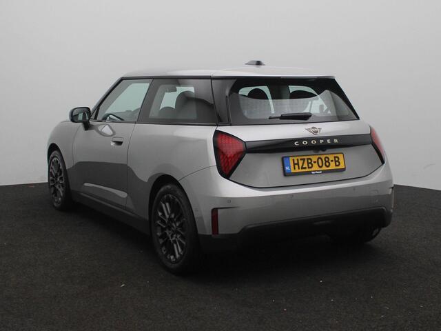 Mini COOPER Mini E Essential 40.7 kWh | Apple Carplay & Android Auto | Climate control | Achteruitrijcamera met parkeersensoren rondom | Dode hoek detectie |
