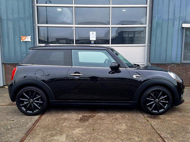 Mini COOPER Mini 1.5 Black, Navigatie, Airco, Dab, 17"Lm velgen, Bluetooth