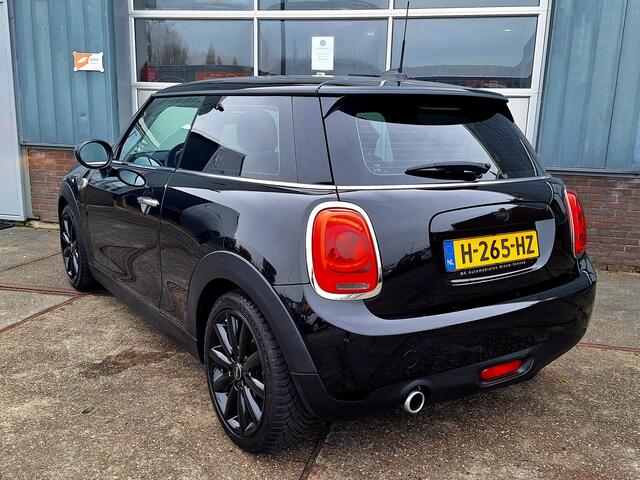Mini COOPER Mini 1.5 Black, Navigatie, Airco, Dab, 17"Lm velgen, Bluetooth