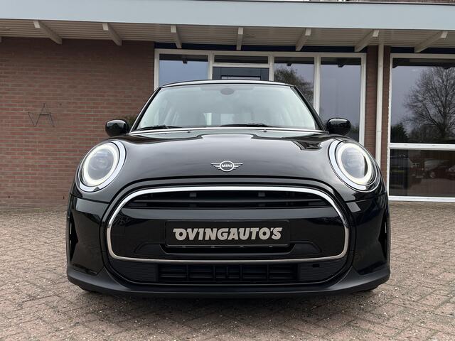 Mini COOPER Mini 1.5 Essential