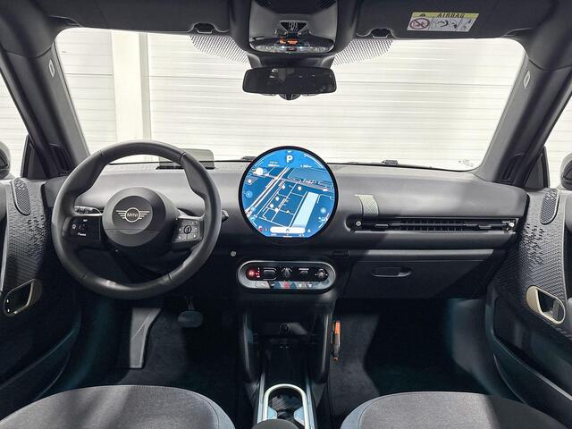 Mini COOPER 3-Deurs E Essential | Head-Up Display | Achteruitrijcamera | Stoelverwarming