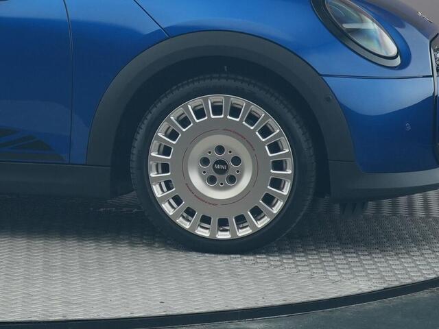 Mini COOPER Cabrio 2.0 C Classic SEAF | Rally spoke velgen | Stuurwielverwarming |