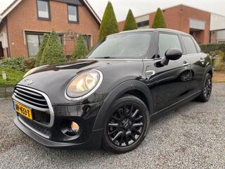 mini-cooper-1.5-cooper-business-5dr