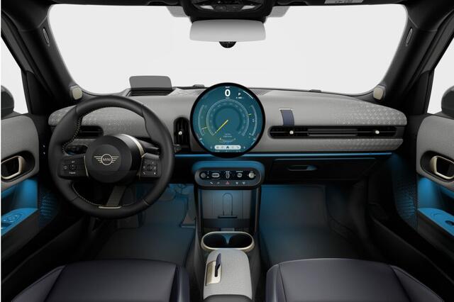 Mini COOPER 5-deurs 1.5 Cooper C Favoured M | 18 inch Night Flash Spoke 2-tone | Opruimingsvoordeel