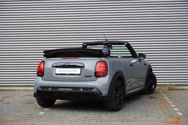 Mini COOPER Cabrio C John Cooper Works Uitvoering | Comfort Plus Pakket | Driving Assistant Pakket | Harman-Kardon sound system | Achteruitrijcamera