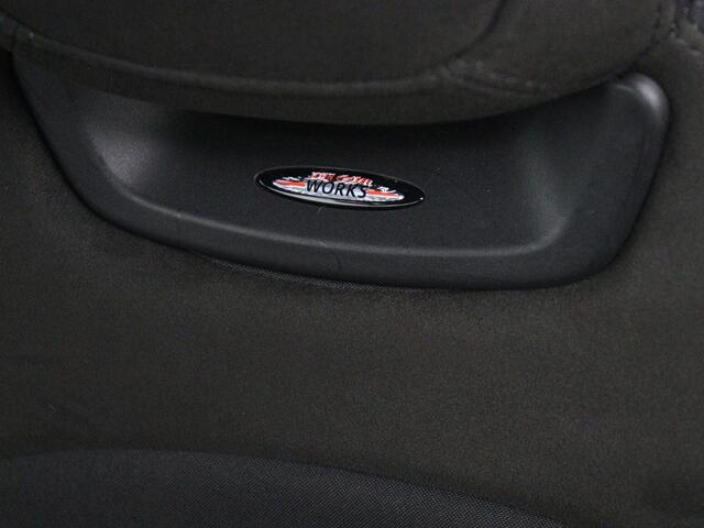 Mini COOPER 1.5 Cooper | Harman/Kardon | Carplay | Sportstoelen | Full LED | Navigatie | Climate control | Park Assist | Cruise control | Getint glas