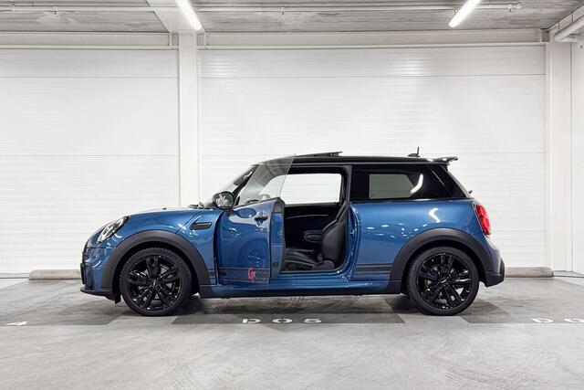 Mini COOPER 3-Deurs Resolute Go Edition | Panoramadak | Stoelverwarming | Achteruitrijcamera