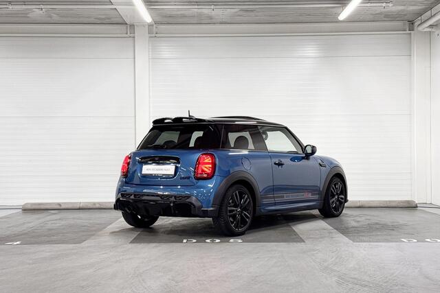 Mini COOPER 3-Deurs Resolute Go Edition | Panoramadak | Stoelverwarming | Achteruitrijcamera