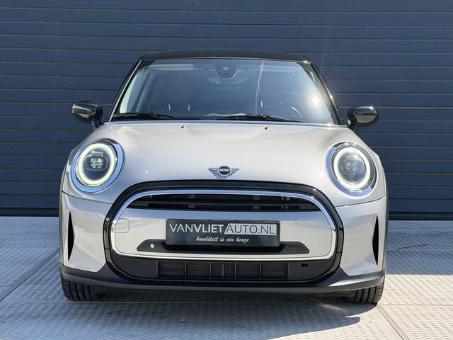 Mini COOPER Mini 1.5 136 PK Camden Plus Edition Automaat / Camera / Navigatie