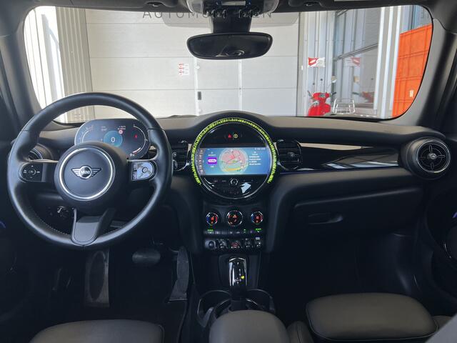 Mini COOPER Mini 1.5 MINI Yours | AUTOMAAT | LEDER | CAMERA | CARPLAY/ANDROID | NAVI | CRUISE CONTROL | PDC | CLIMATE CONTROL | STOELVERWARMING | LMV 17'' | KEYLESS | DAB | LED | BLUETOOTH