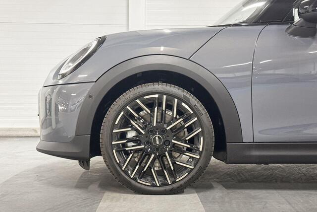 Mini COOPER Cabrio C | Favoured Uitvoering | Pakket L | 18" Night Flash Spoke 2-tone - Boost Deals