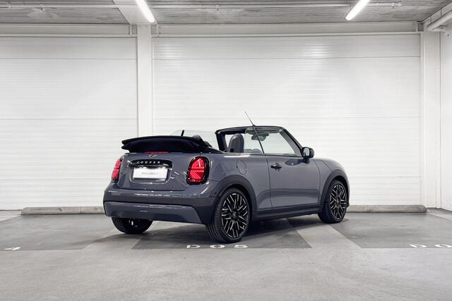 Mini COOPER Cabrio C | Favoured Uitvoering | Pakket L | 18" Night Flash Spoke 2-tone - Boost Deals