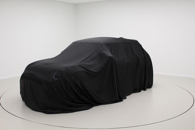 Mini COOPER 5-deurs King Cross | John Cooper Works pack | Leder Lounge | 17" | Privacy Glass