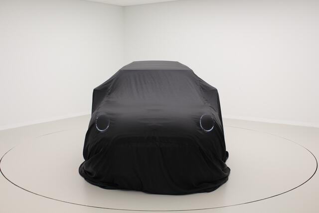 Mini COOPER 5-deurs King Cross | John Cooper Works pack | Leder Lounge | 17" | Privacy Glass