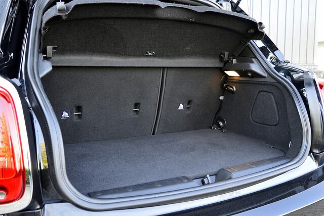 Mini COOPER Mini 1.5 Camden Plus Edition Rijklaarprijs-Garantie Leder sport interieur Camera led apple carplay Airco