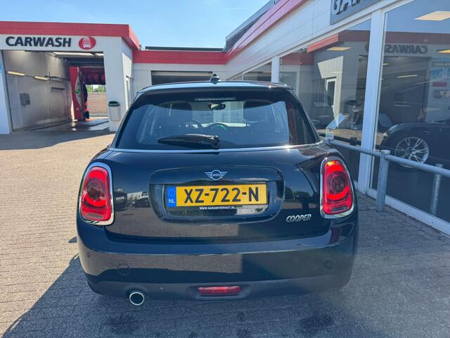 Mini COOPER Mini 1.5 Business Edition