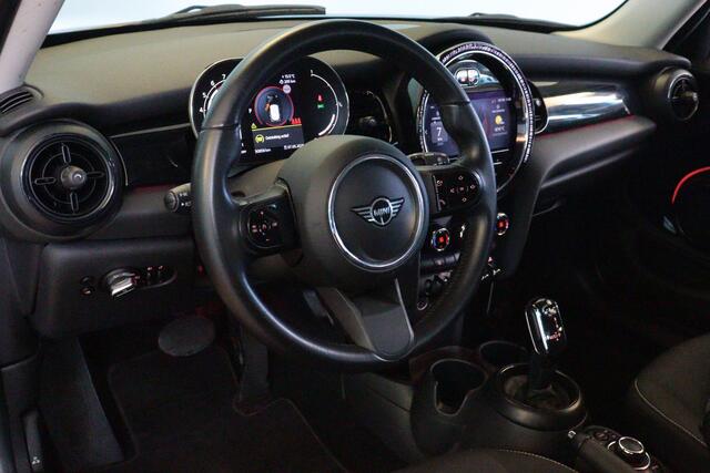 Mini COOPER Mini 1.5 Camden Edition Automaat | NAVI | CLIMA | PDC ACHTER | CRUISE | LMV |