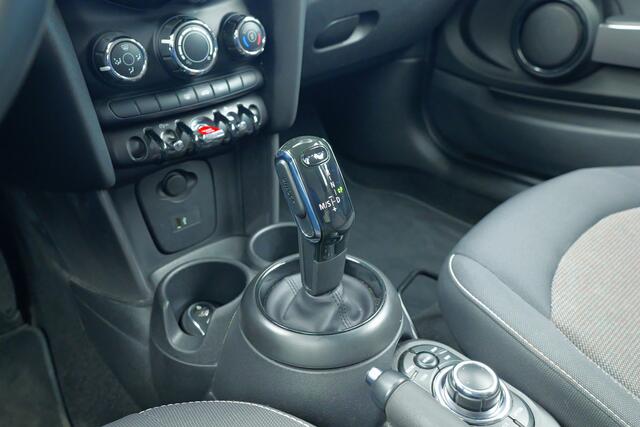 Mini COOPER Mini 1.5 Essential | Automaat | Cruise control | Bluetooth