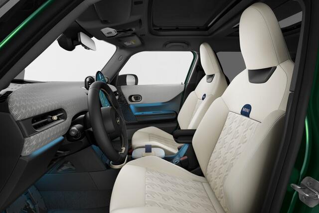 Mini COOPER 5-deurs 1.5 Cooper C Favoured L | 18 Inch Night Flash Spoke 2-tone | Opruimingsvoordeel