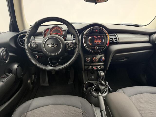 Mini COOPER Mini 1.5 Business | 17 '' JCW lm Velgen | Cruise | NL Auto