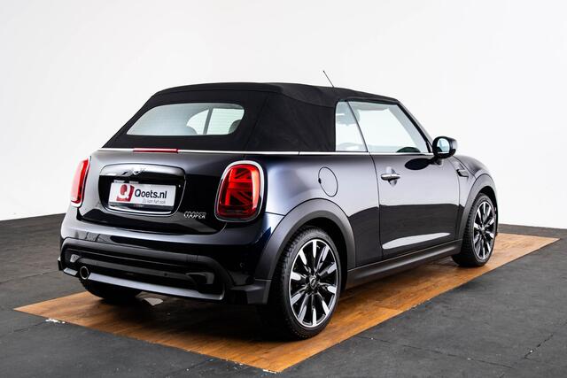 Mini COOPER Mini Cabrio 1.5 MINI Yours Binnenlichtpakket - Cruise Control - Stuurwielverwarming - Driving Assistant - Radio MINI Visual Boost - Comfort Access - Elektrisch verwarmbare voorstoelen - Achteruitrijcamera -