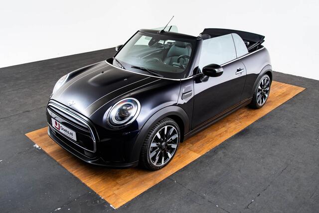Mini COOPER Mini Cabrio 1.5 MINI Yours Binnenlichtpakket - Cruise Control - Stuurwielverwarming - Driving Assistant - Radio MINI Visual Boost - Comfort Access - Elektrisch verwarmbare voorstoelen - Achteruitrijcamera -