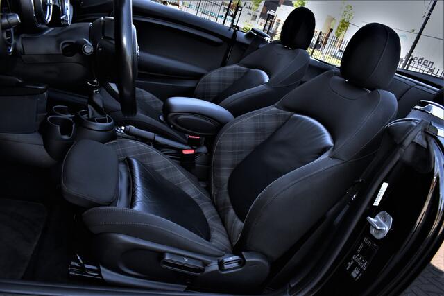 Mini COOPER Mini Cabrio 1.5 136pk Automaat Pepper Serious Business H.Kardon/Navi/Climate/H.Leer/Stoelverw./Pdc/Cruise