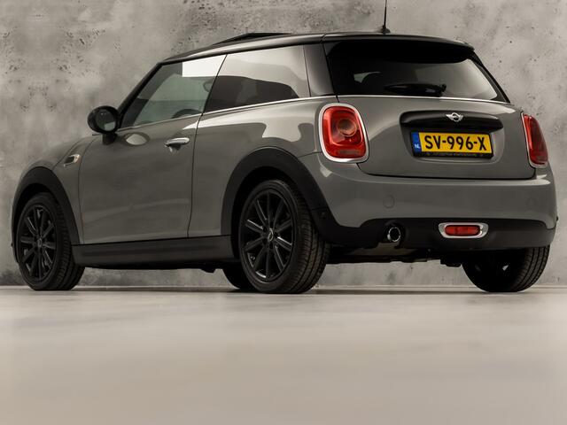 Mini COOPER Mini 1.5 Chili Automaat (PANORAMADAK, GROOT NAVI, CLIMATE, LEDER, STOELVERWARMING, SPORTSTOELEN, GETINT GLAS, PARKEERSENSOREN, LED KOPLAMPEN, NIEUWSTAAT)