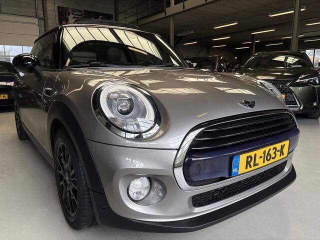 Mini COOPER 3-Deurs 1.5 Chili Business Cruise, Navi, Pano