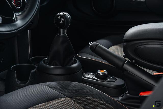 Mini COOPER 1.5 LED | Stoelverwarming | Privacy glas
