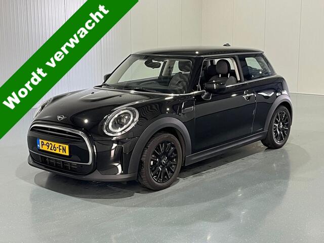 Mini COOPER 3-Deurs 1.5 Business Edition ? Navigatie ? sportstoelen ? LED UK achterlicht