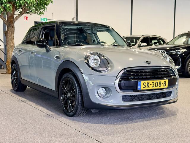 Mini COOPER 5-Deurs 1.5 Navigatie | Cruise | Airco | NAP | Zeer nette auto