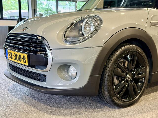 Mini COOPER 5-Deurs 1.5 Navigatie | Cruise | Airco | NAP | Zeer nette auto