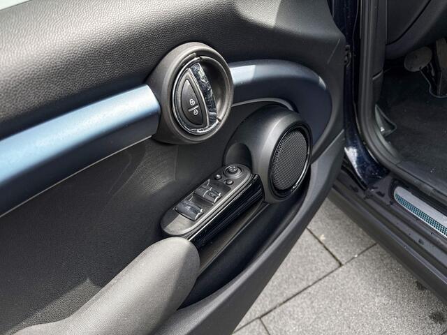 Mini COOPER Cabrio Sidewalk Edition Driving Assistant Plus | Comfort Acces