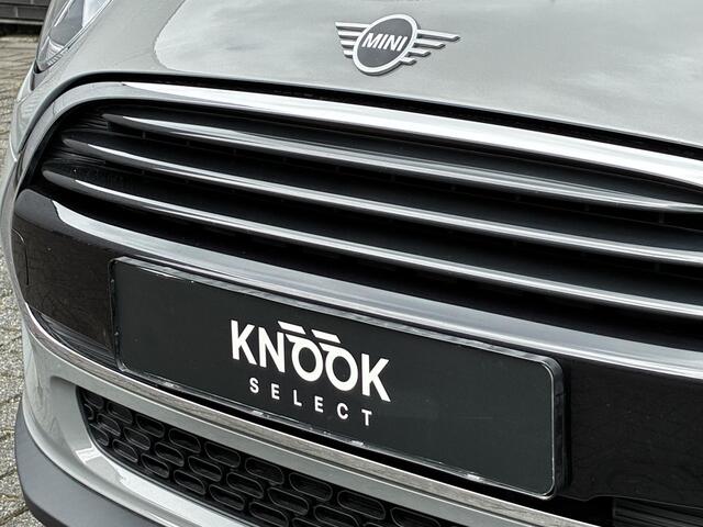 Mini COOPER Hatchback 3 deurs / Airconditioning / Bluetooth / Elektrisch Pakket / DAB / 16 Inch / Chrome Line