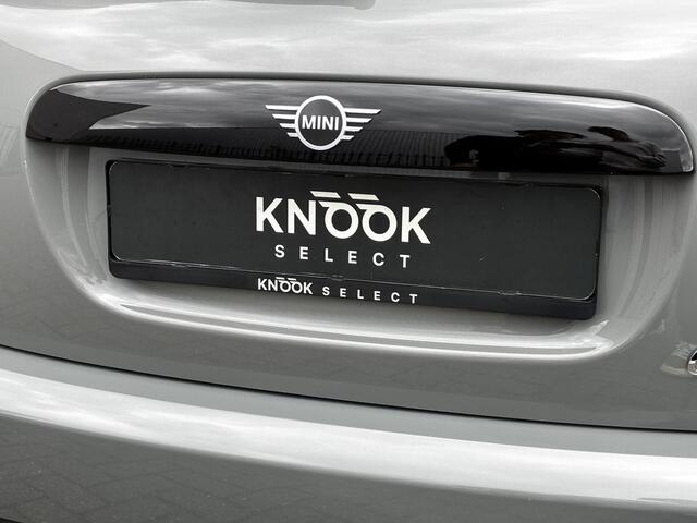 Mini COOPER Hatchback 3 deurs / Airconditioning / Bluetooth / Elektrisch Pakket / DAB / 16 Inch / Chrome Line