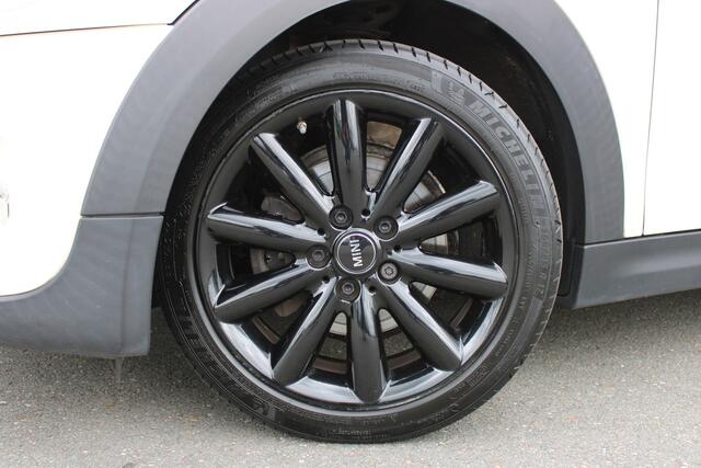 Mini COOPER 3-Deurs 1.5 136PK Chili |LED|17-INCH|CRUISE|KEYLESS|