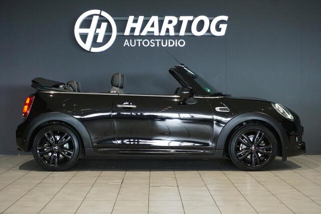 Mini COOPER Cabrio 1.5 Sidewalk Edition JCW + CAMERA / APPLE CARPLAY / STOELVERWARMING