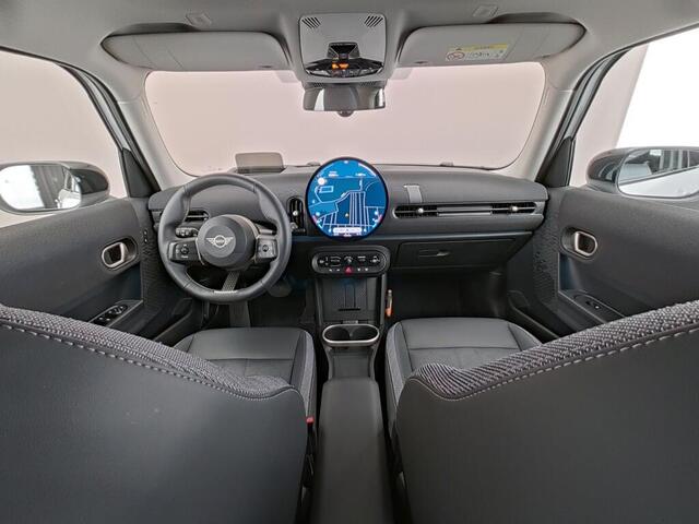 Mini COOPER 5-Deurs 1.5 C Classic | Pakket M | Comfort Access | Panoramadak | Stoelverwarming | Head-up display |