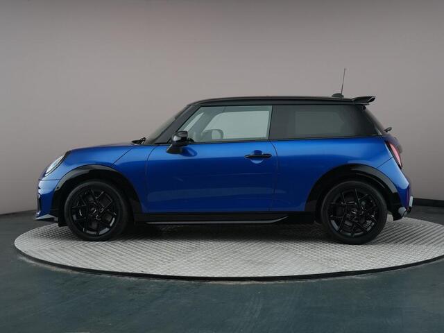 Mini COOPER 3-Deurs 1.5 C John Cooper Works | Pakket M | Panoramadak | Getint glas |