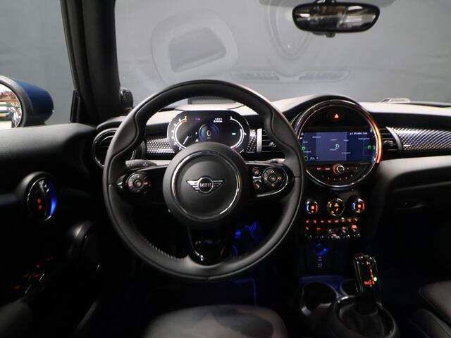 Mini COOPER Cabrio 1.5 Sidewalk Edition [APPLE CARPLAY, HARMAN KARDON, STOELVERWARMING, HEAD UP, DIGITAL DASH, CAMERA, CRUISE CONTROL, PDC V+A, NAVIGATIE, NIEUWSTAAT]