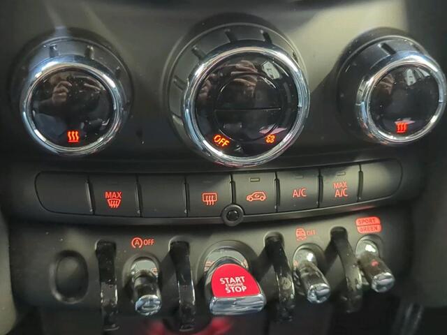 Mini COOPER 5-Deurs 1.5 Camden Edition