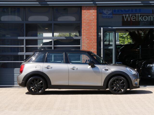 Mini COOPER 5-Deurs 1.5 Chili Serious Business