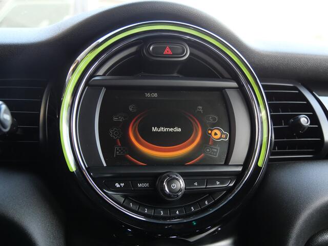 Mini COOPER 5-Deurs 1.5 Chili Serious Business