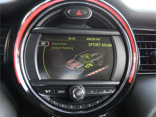 Mini COOPER 5-Deurs 1.5 Chili Serious Business