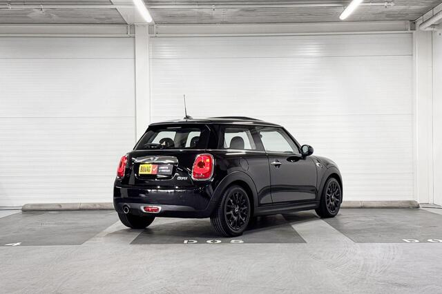Mini COOPER 3-deurs Business | Panoramadak | MINI Connected | Chrome Line exterieur |