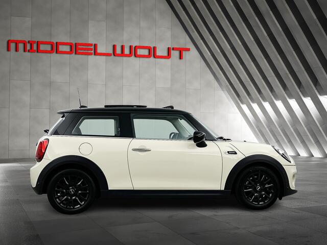 Mini COOPER 1.5 Edition Heddon street AUT | Pano | PDC v+a | Carplay