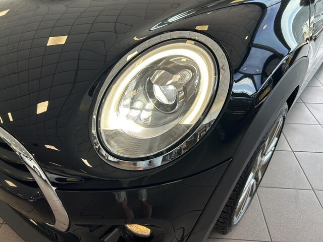 Mini COOPER 5-Deurs 1.5 5 DRS 75 DKM IN NW STAAT BJ 2017 !!!
